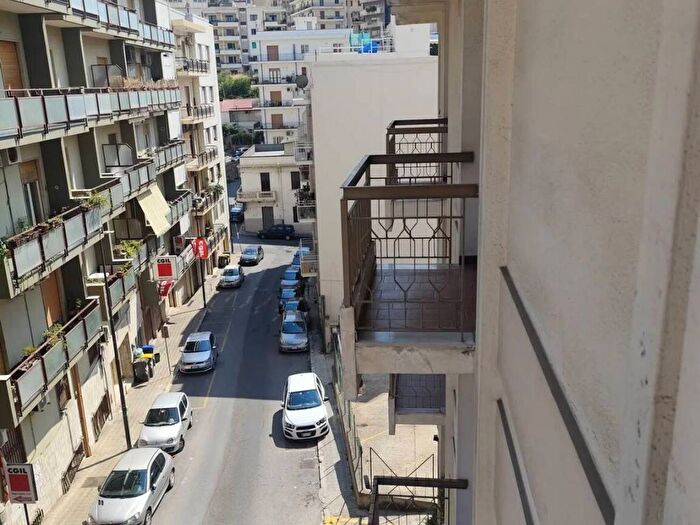 Appartamento con 6 locali in affitto in Via Santa Lucia Al Parco, Tremulini Eremo, Reggio Calabria