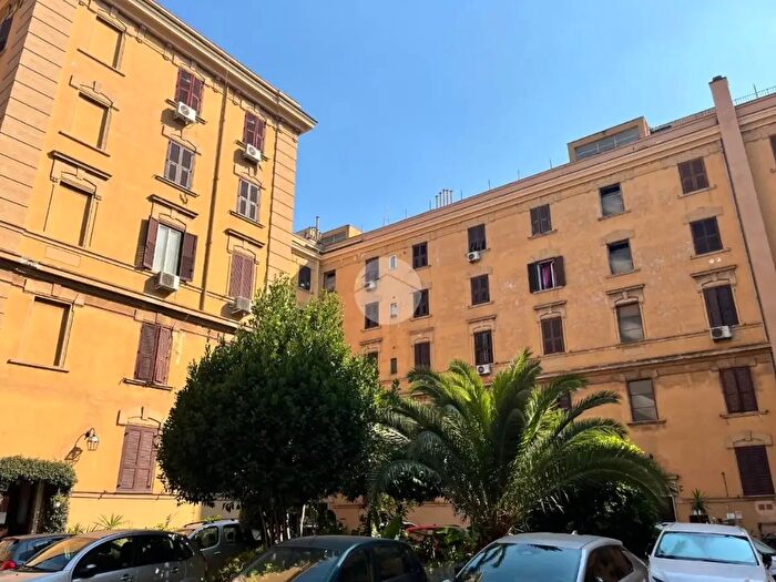 Appartamento bilocale in affitto in Via Germano Sommeiller, Roma