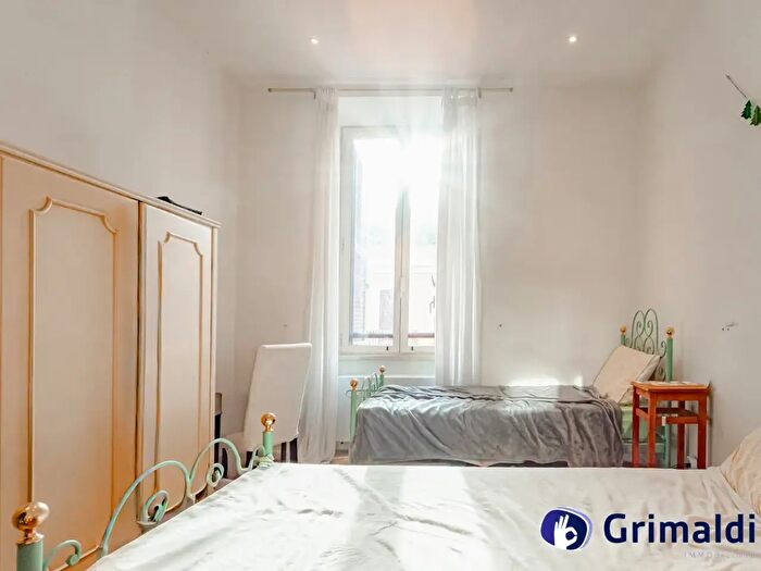 Appartamento trilocale in vendita in Via Caio Mario, Roma