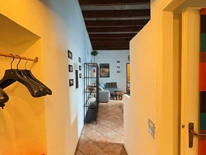Appartamento trilocale in affitto in Via Vetere, Ticinese, Milano