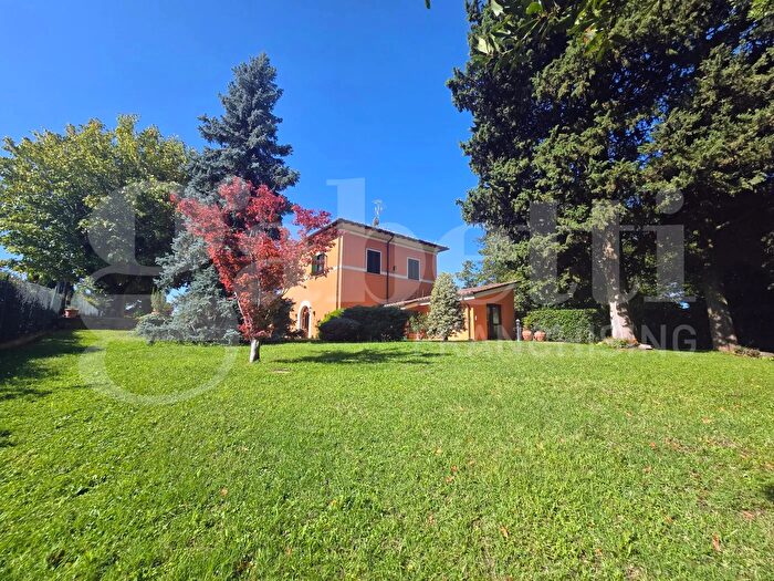 Casa con 9 locali in vendita in Via Pedemontana, Palestrina