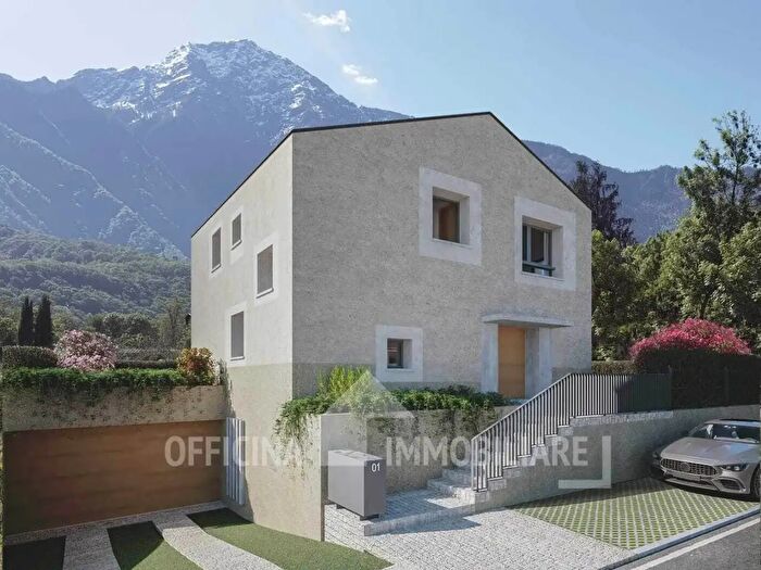 Case in Vendita e in Affitto - 2