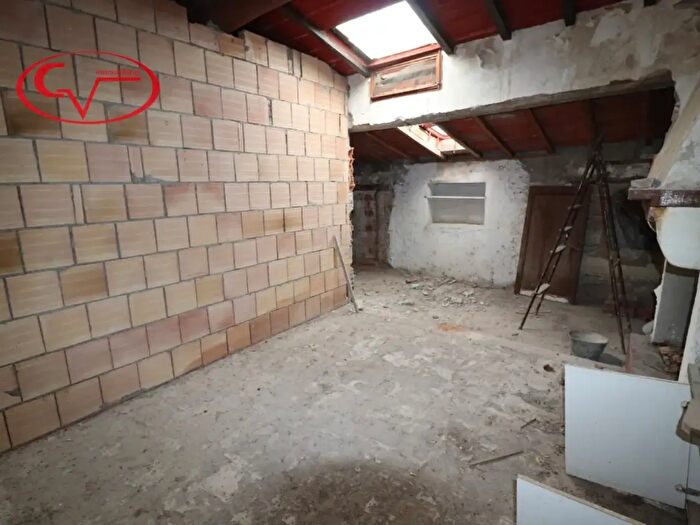 Casa quadrilocale in vendita in Via di Grimoli, Cavriglia