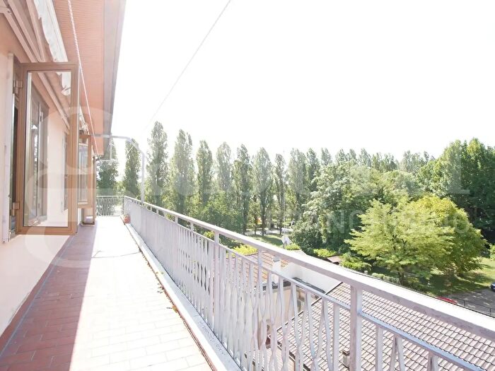 Appartamento con 6 locali in vendita in Via Rielta, Venezia