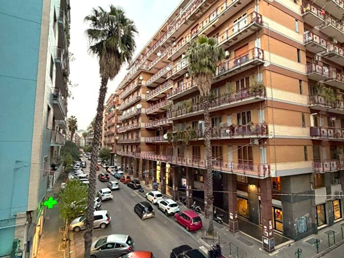 Appartamento trilocale in affitto in Via Luigi Guercio, Irno Brignano, Salerno