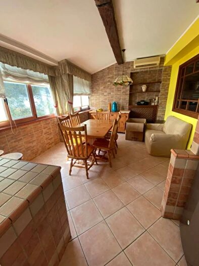 Casa con 6 locali in vendita in Via Piazza dArmi, Vibo Valentia