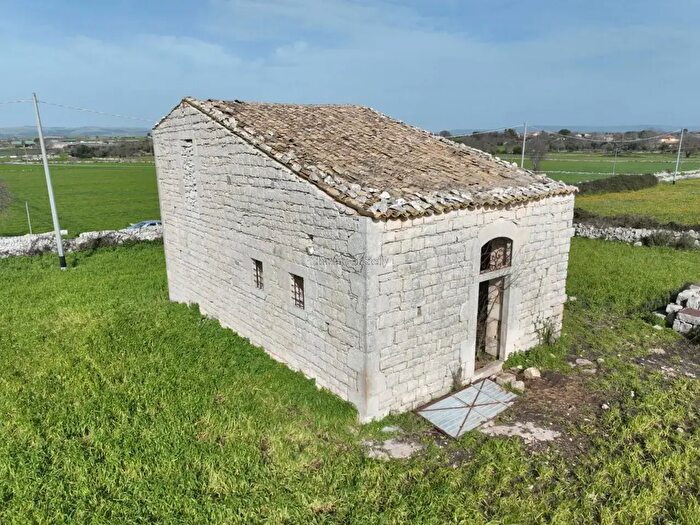 Casa bilocale in vendita in Sp, Modica