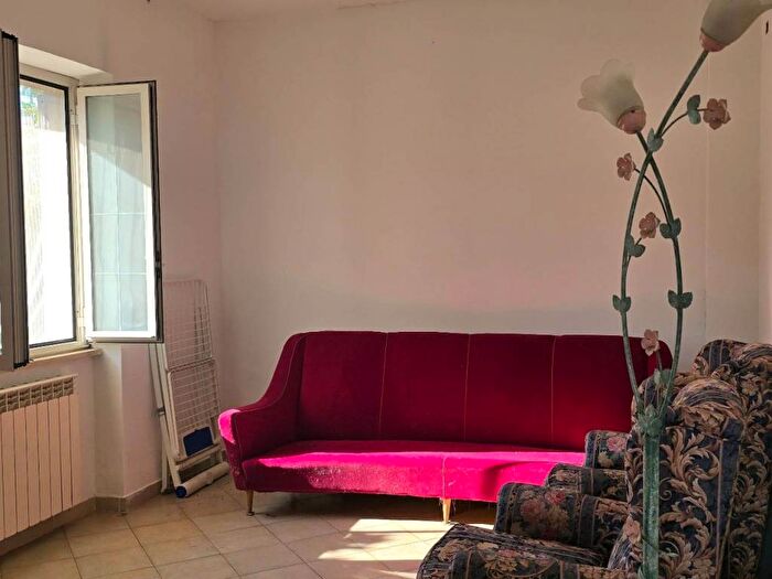 Appartamento trilocale in affitto in Via Bolsena, Campoleone Tre Colli, Aprilia