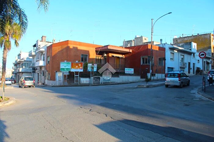 Appartamento trilocale in vendita in Via Mimina Caputi, Carovigno