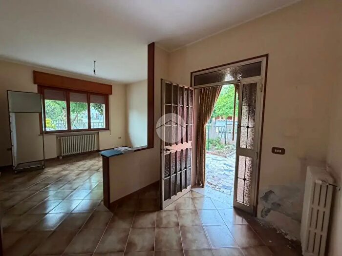 Appartamento quadrilocale in vendita in Via IV Novembre, San Giorgio Bigarello