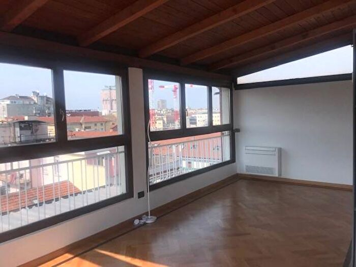 Casa bilocale in affitto in Via della Commenda, Quadronno Crocetta, Milano