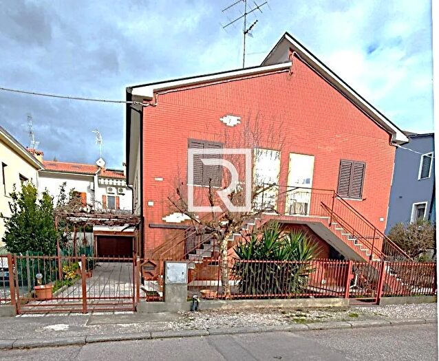 Casa con 7 locali in vendita in Via Vincenzo Gallina Ravenna, Ravenna