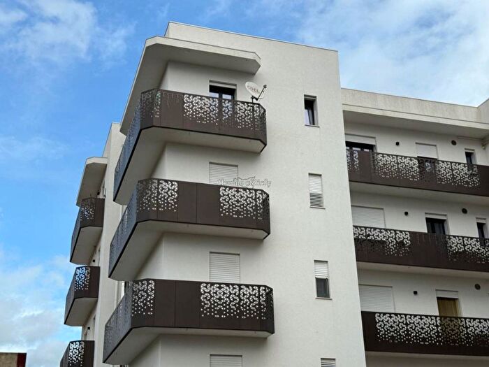 Appartamento quadrilocale in affitto in Modica Sorda, Modica