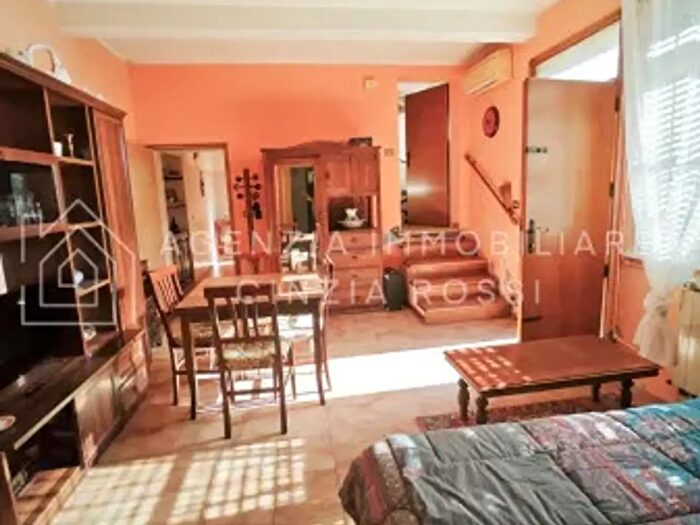 Casa con 5 locali in vendita in Ravenna