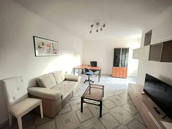 Appartamento bilocale in affitto in Traversa Barlaam da Seminara, Catanzaro