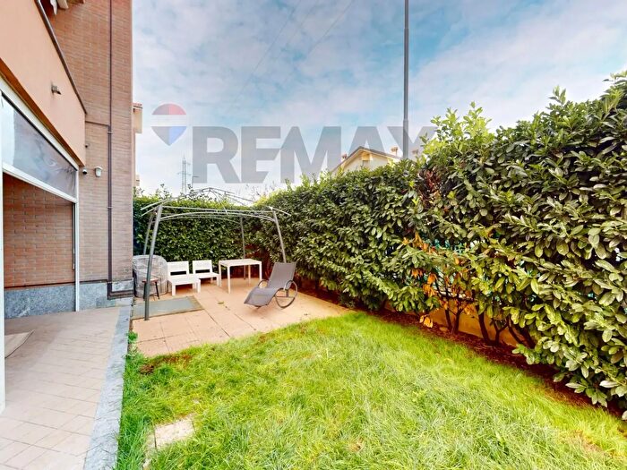 Appartamento bilocale in vendita in Via Keplero, Arcore