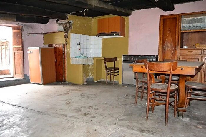 Casa monolocale in vendita in Borgata Confine Inferiore, Sampeyre