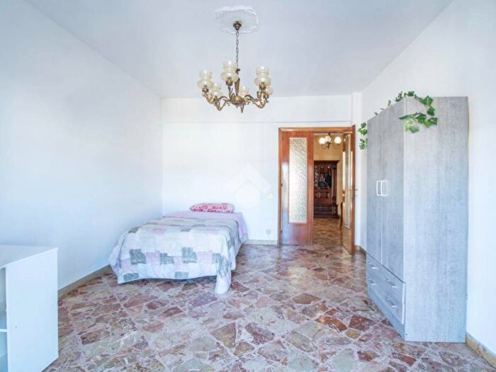 Appartamento trilocale in affitto in Via delle Ortensie, Rieti