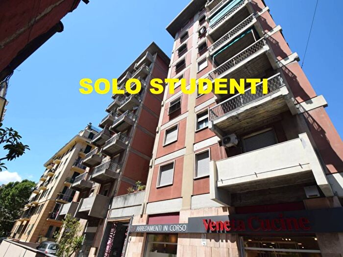 Appartamento quadrilocale in affitto in Corso Sardegna, Marassi, Genova