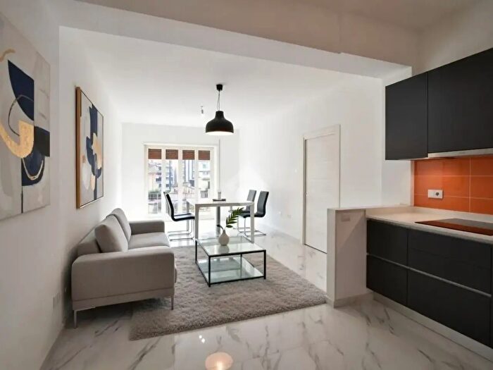 Appartamento quadrilocale in vendita in Via dellOlmo, Latina