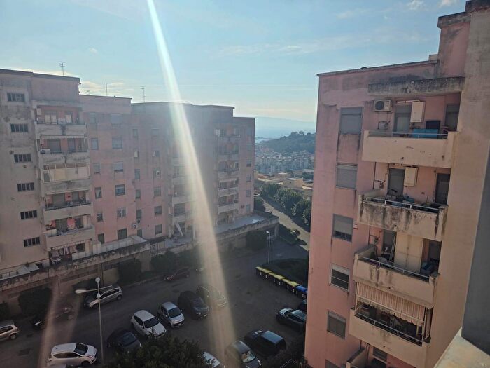 Appartamento trilocale in vendita in Messina