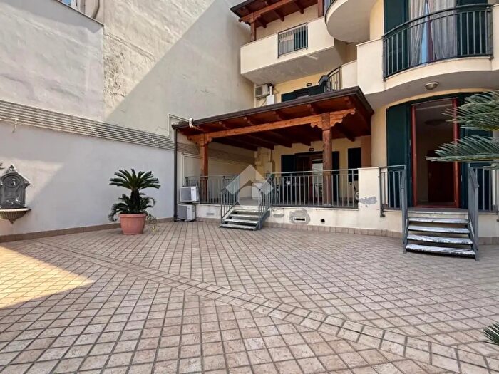 Appartamento quadrilocale in vendita in Via Carbonari, Frattamaggiore