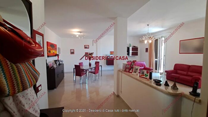 Appartamento con 5 locali in vendita in Trapani