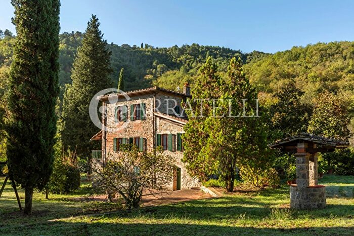 Casa con 18 locali in vendita in Strada Comunale di San Vincenti, Gaiole In Chianti