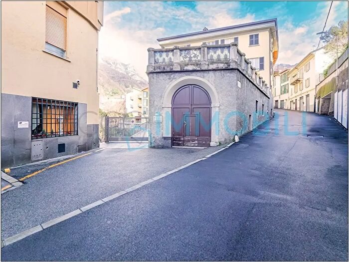 Appartamento bilocale in vendita in Via Partigiani, Lecco