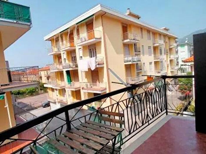 Appartamento monolocale in affitto in Via Orti, Centro, Ceriale