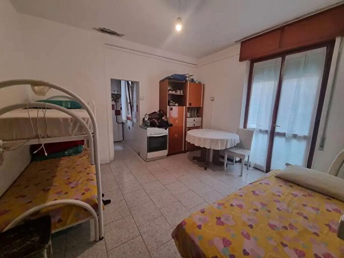 Appartamento bilocale in vendita in Via Giovane Italia, Limbiate