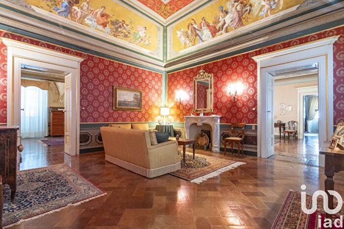 Appartamento con 10 locali in vendita in Piazza del Popolo, Fermo