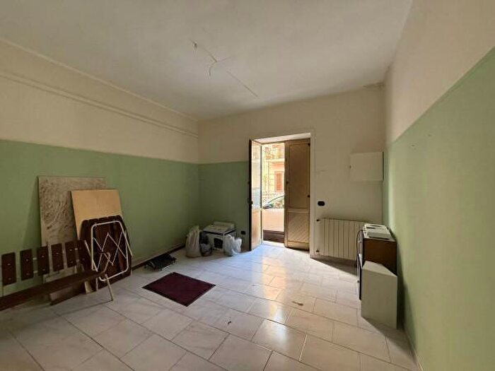 Appartamento trilocale in vendita in Via Policastrelli, Milazzo