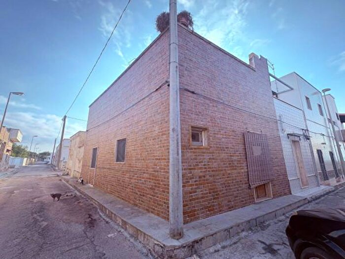 Appartamento bilocale in vendita in Via Ofanto, Torricella