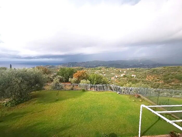 Appartamento quadrilocale in vendita in Imperia