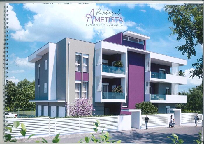 Appartamento quadrilocale in vendita in Via Claudia, Maranello