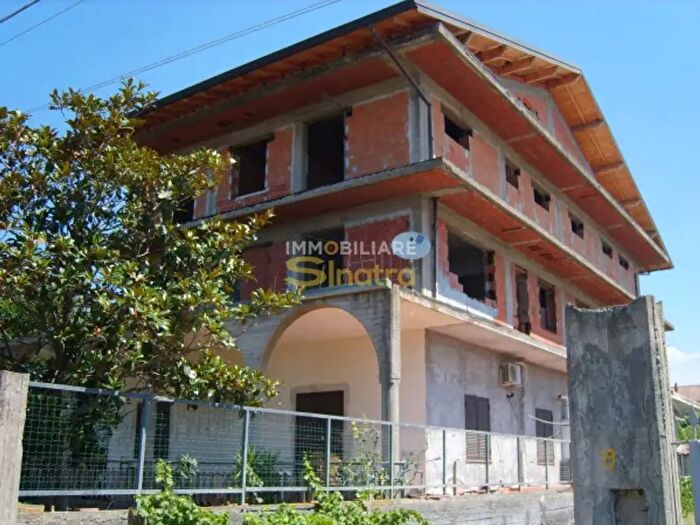 Casa con 6 locali in vendita in Via Alessandro Verri, Belpasso