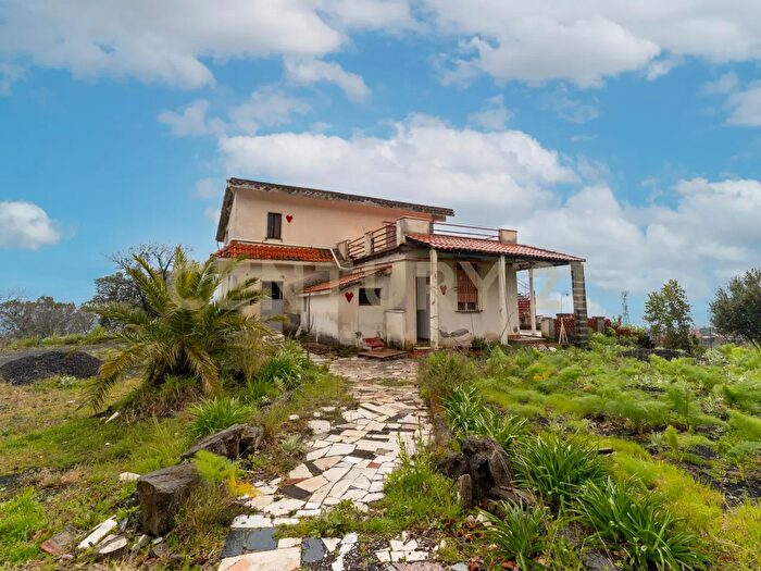 Casa con 8 locali in vendita in Sp, Mascali