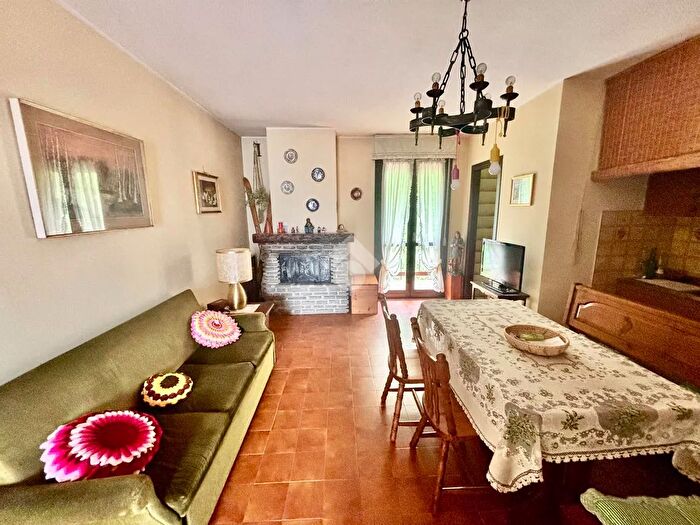 Appartamento bilocale in vendita in Via Case Greche, Pian Camuno