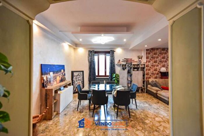 Case in Vendita e in Affitto - 3