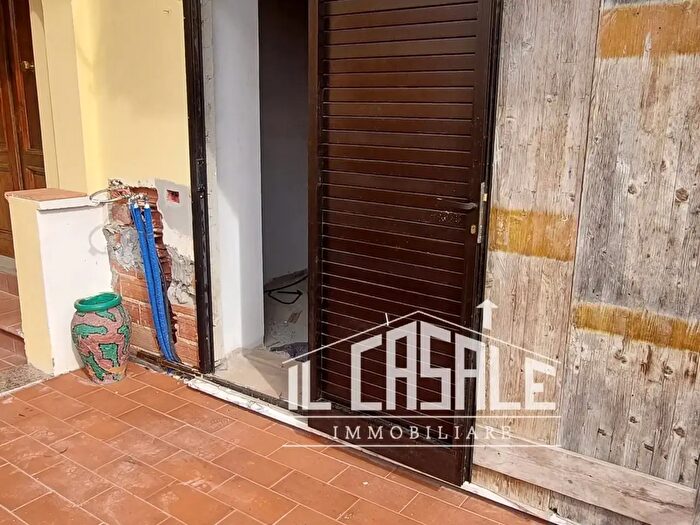 Appartamento con 5 locali in vendita in Dicomano