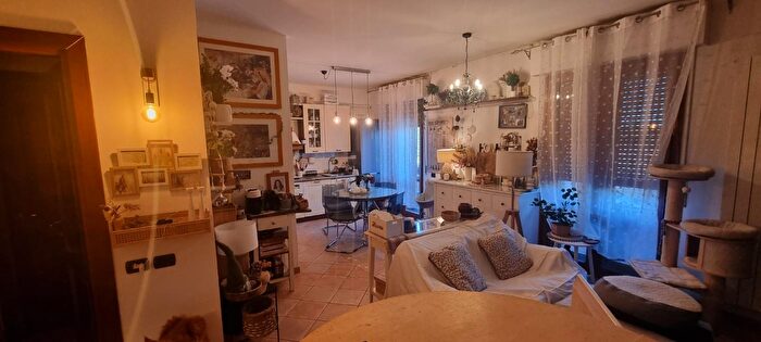 Appartamento con 5 locali in vendita in San Giuliano Terme