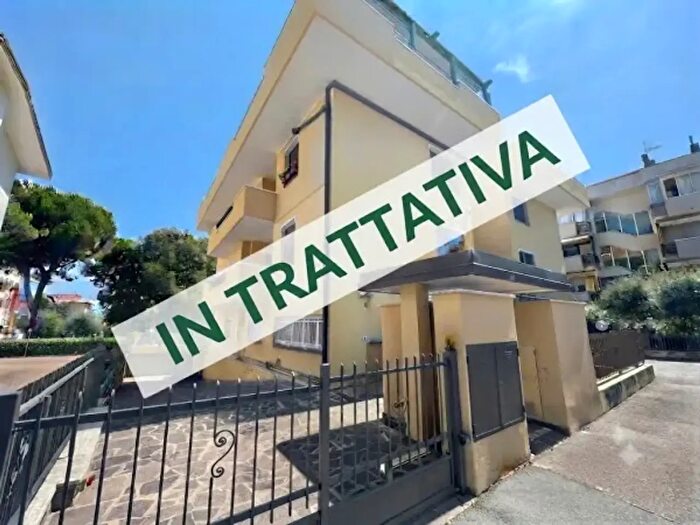 Appartamento quadrilocale in vendita in Via Poschiavo, Rimini