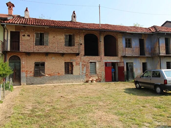 Casa quadrilocale in vendita in Località Balestra, Sommariva Perno