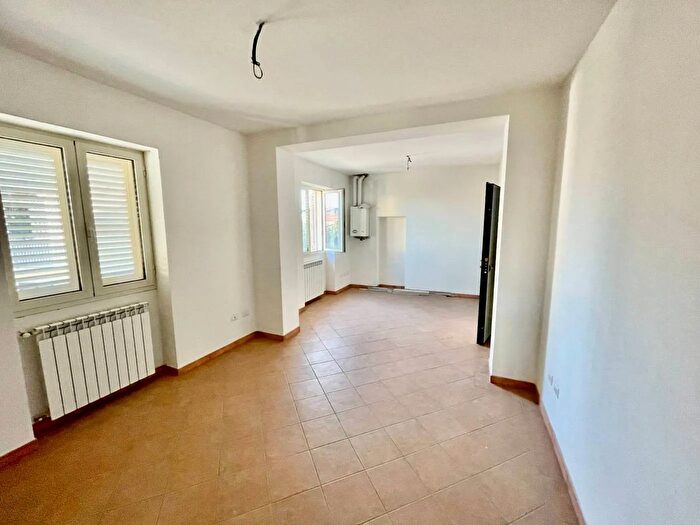 Appartamento bilocale in vendita in Via Risorgimento Monsummano Terme, Monsummano Terme