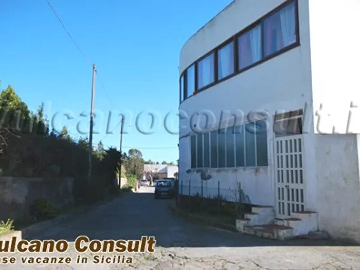 Appartamento trilocale in vendita in Via SantAnna, Lipari