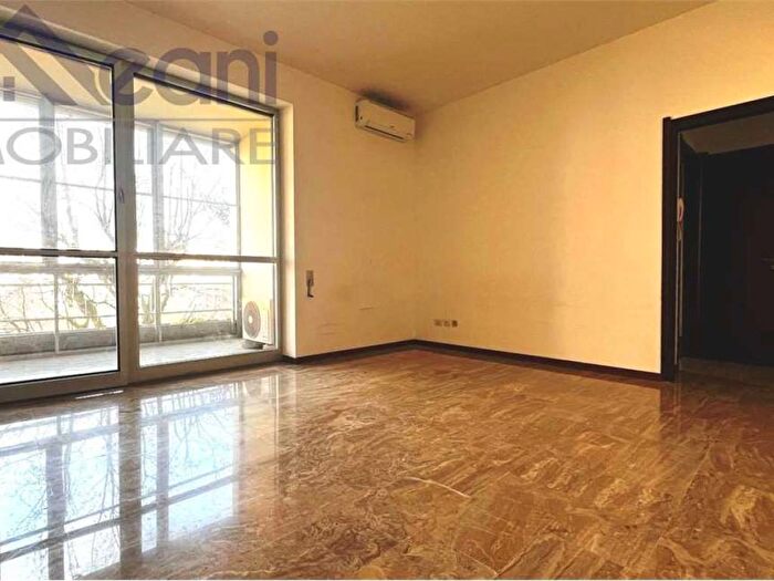 Appartamento quadrilocale in affitto in Sporting Mirasole, Noverasco Sporting Mirasole, Opera