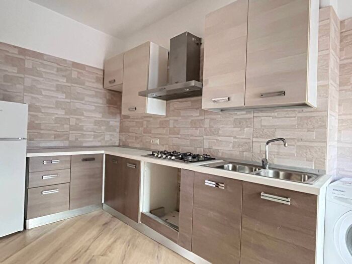 Appartamento quadrilocale in affitto in Anfiteatro, Pozzuoli