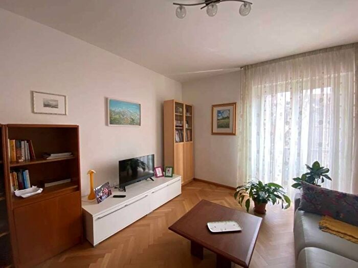 Appartamento trilocale in affitto in Semicentro, Trento