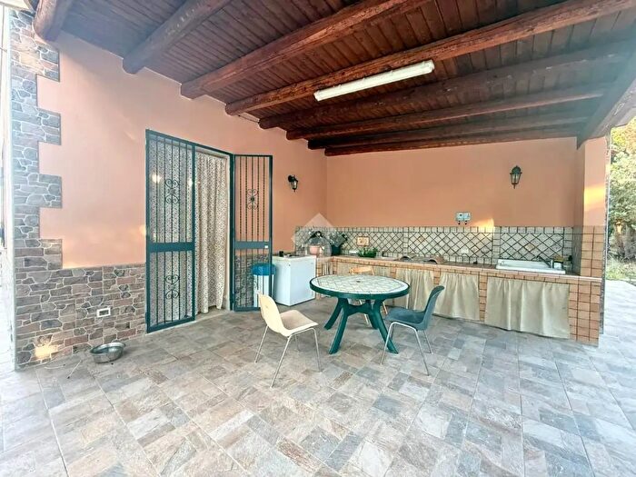 Casa quadrilocale in vendita in Strada Vicinale del Miro, Casteldaccia